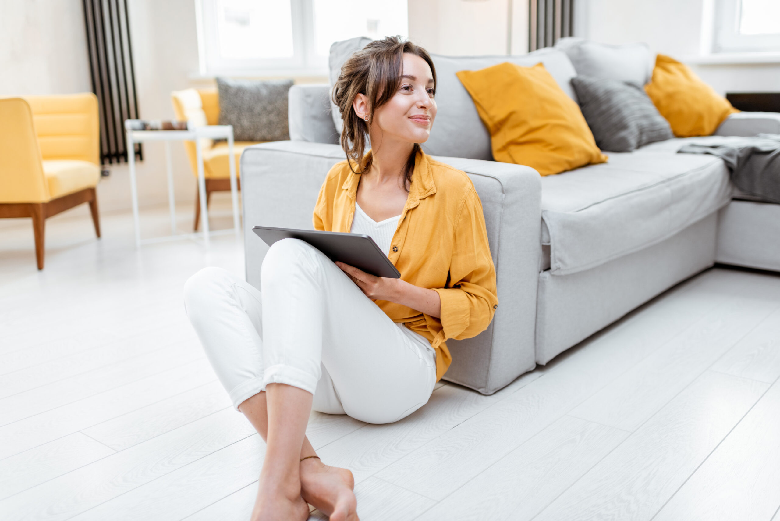 Selling furniture on Craigslist: price, list, and stay safe