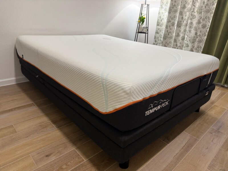 Tempur-Pedic ProAdapt Firm Mattress + Ergo Smart Base – Excellent Condition!