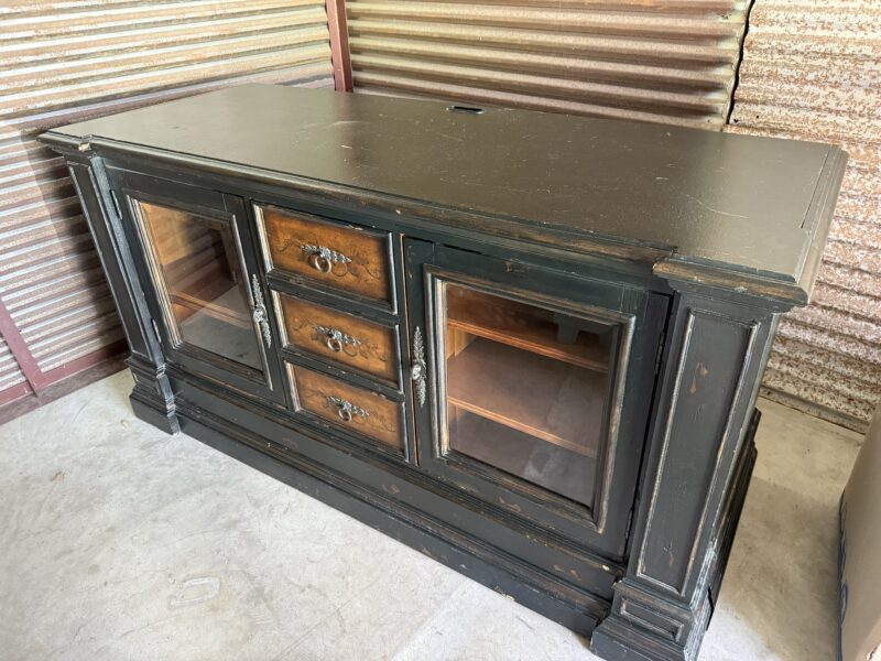 North Hampton 67 inch Entertainment console