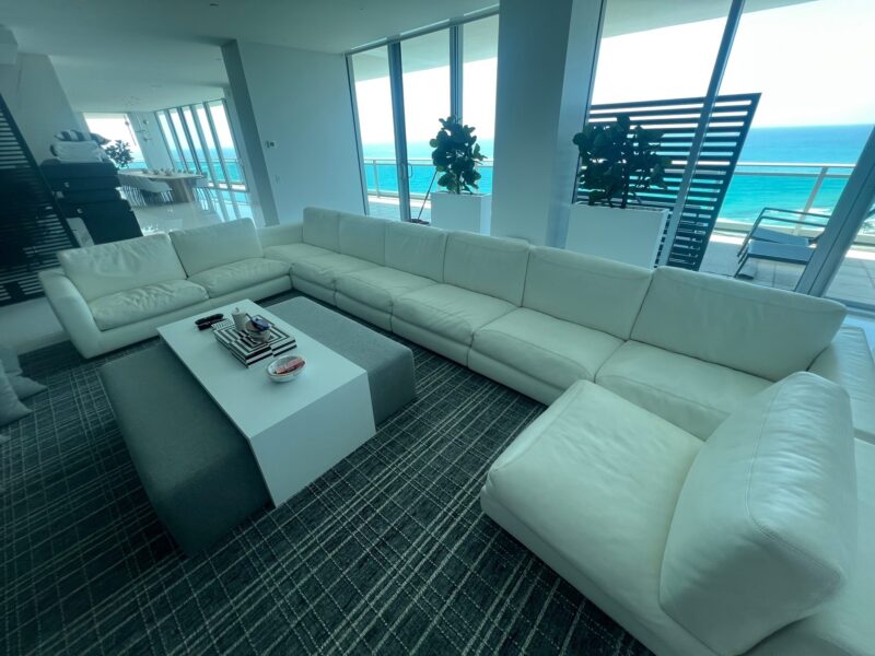 Rivolta e la Pelle, White leather 9 seater Sectional Sofa