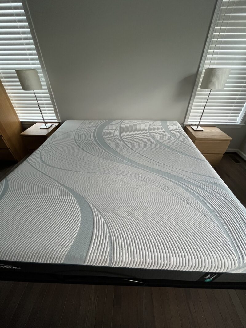 Mattress Tempur Pedic Adapt 11” middle firm. Like new, 6 months old.
