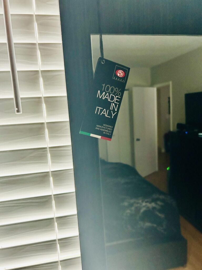 Italian lacquer bedroom set (with authentication tags)