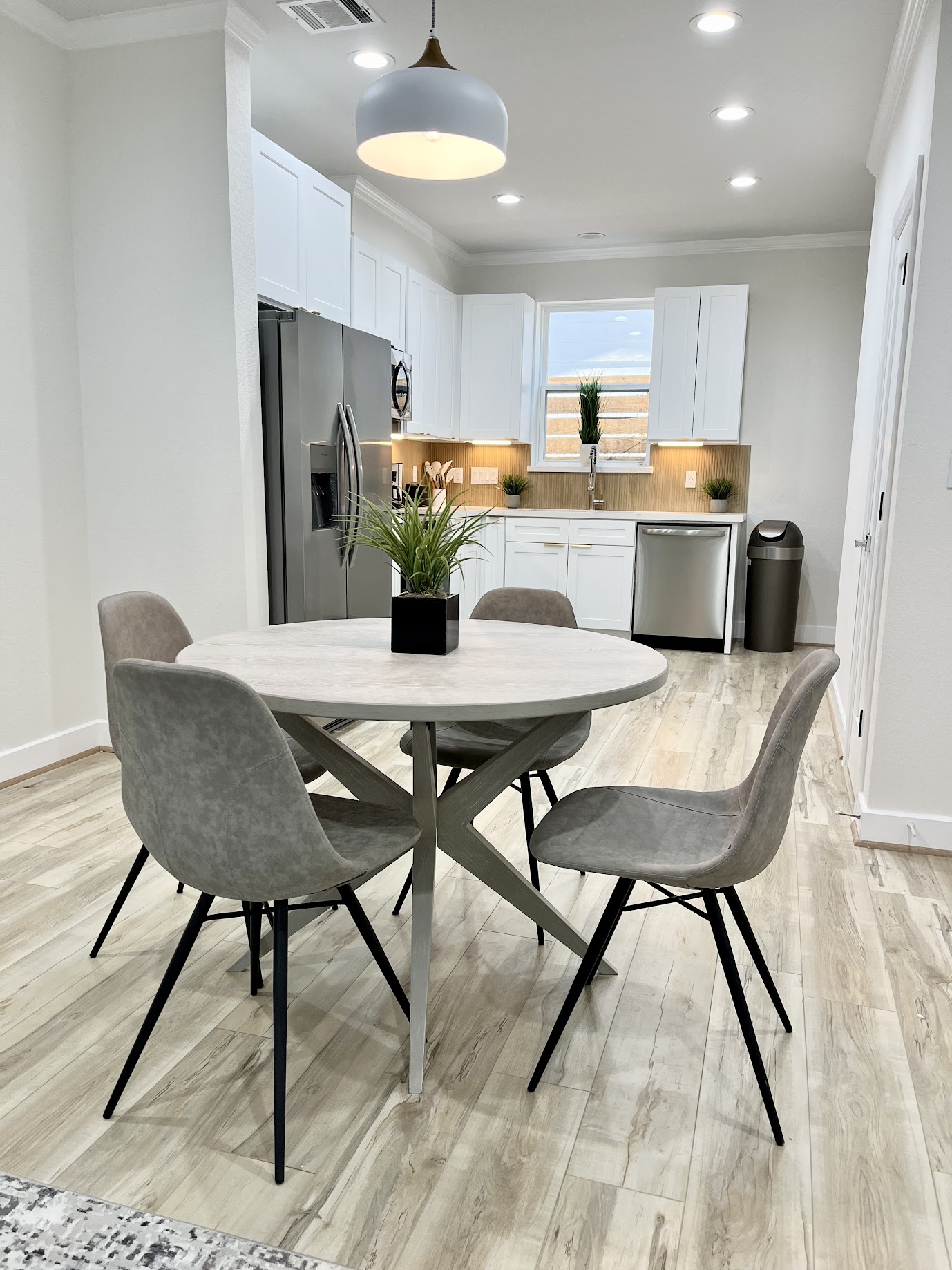 Where to sell used furniture fast with a clean living room and staged sofa