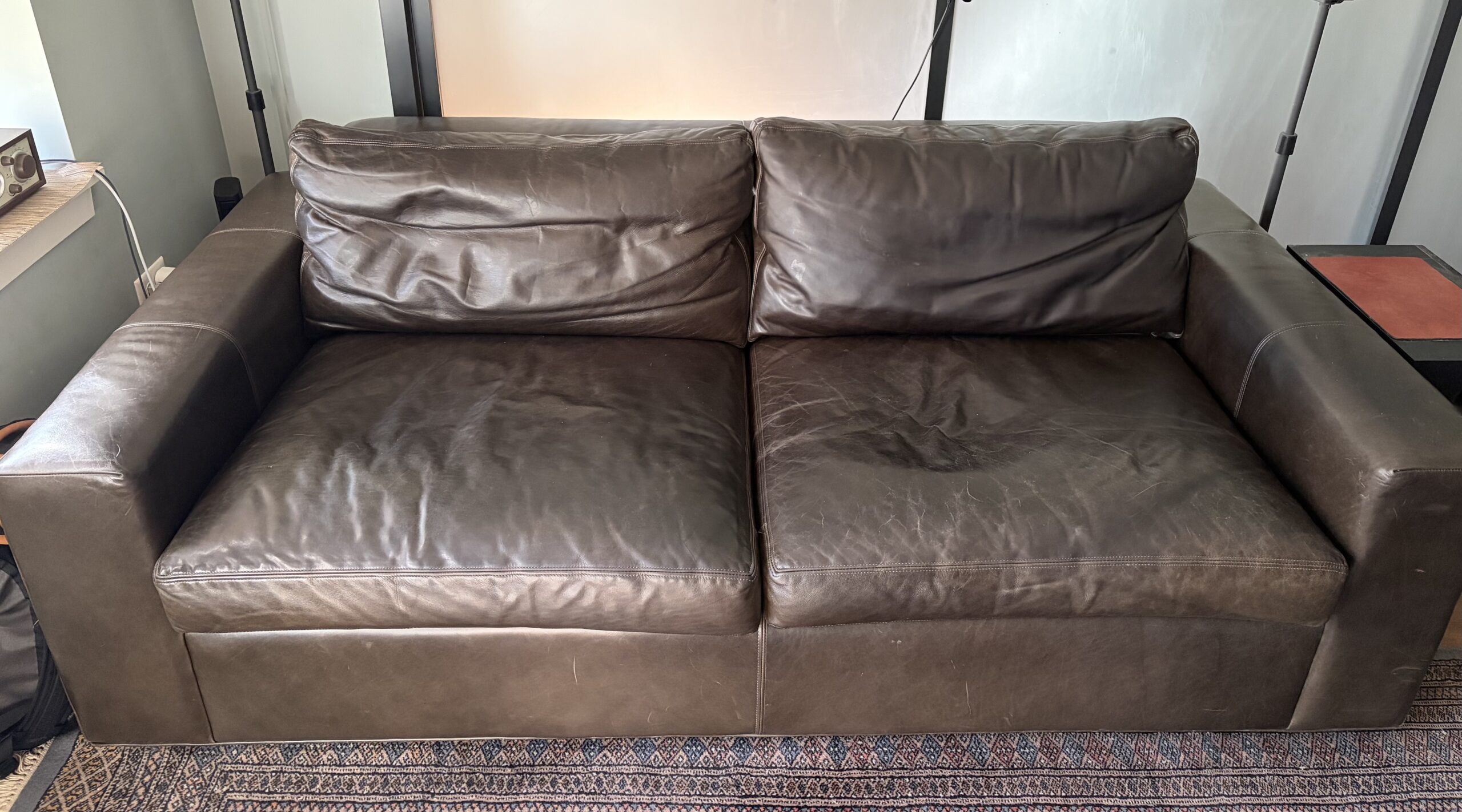 02-Sofa_Room_and_Board