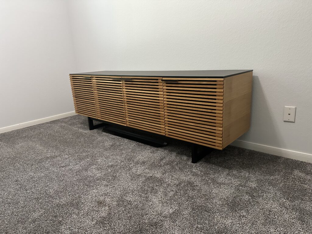 Entertainment Center / TV Stand Cabinet