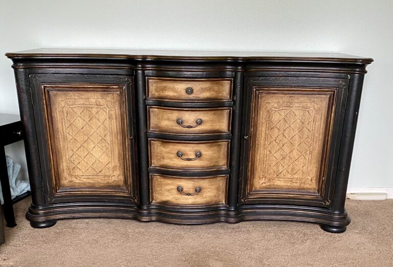 Credenza