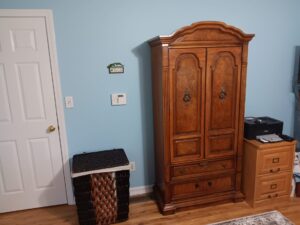 1 Dresser, 2 Night stands, 1 Chest, 1 Headboard